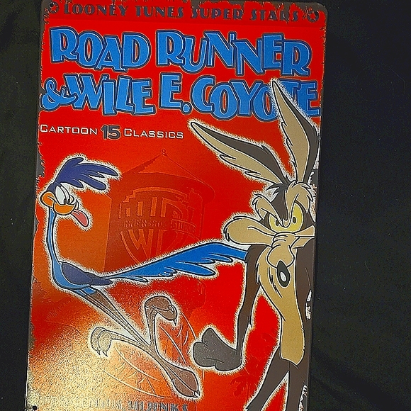 Road Runner & Wile E. Coyote Decorative Aluminum Sign - Picture 1 of 4